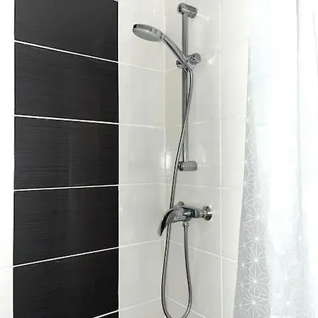 Studio - Disney-paris Gare 2min *